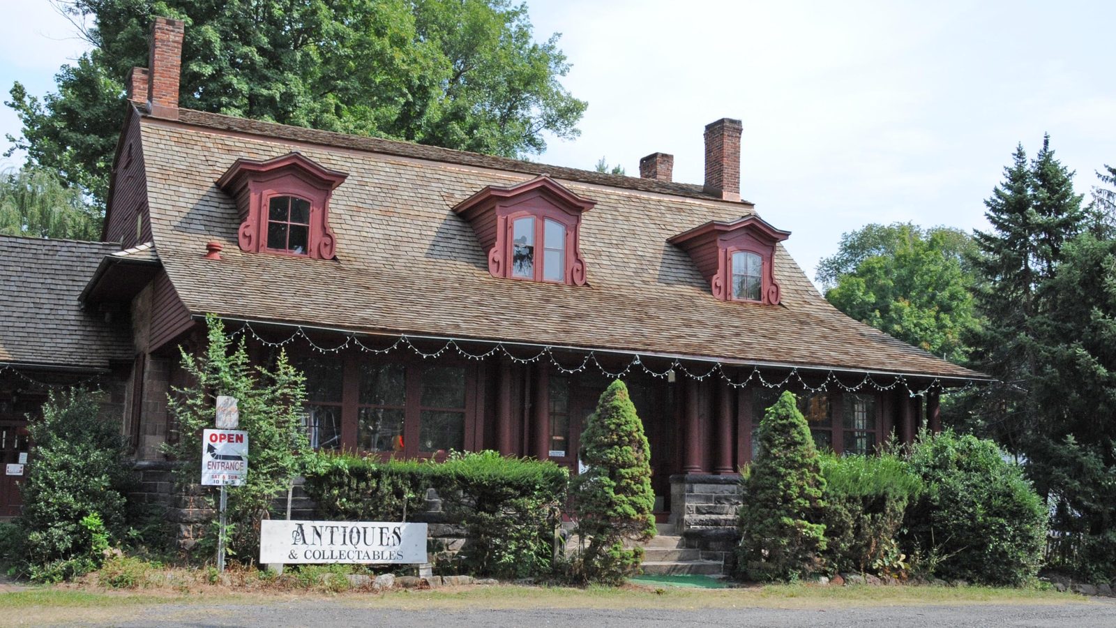 The Abram Demaree House, a historic Dutch colonial home on Closter Dock Road in Closter, NJ